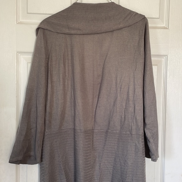 Ashley Stewart grey beige 3/4 sleeve acrylic open cardigan plus 14/16 point hems - Picture 8 of 17